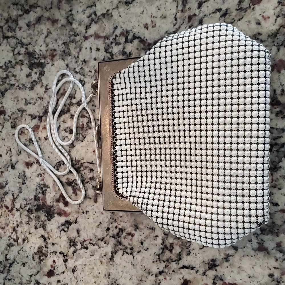 Art Deco White Metal Mesh & Silver Frame Evening Bag